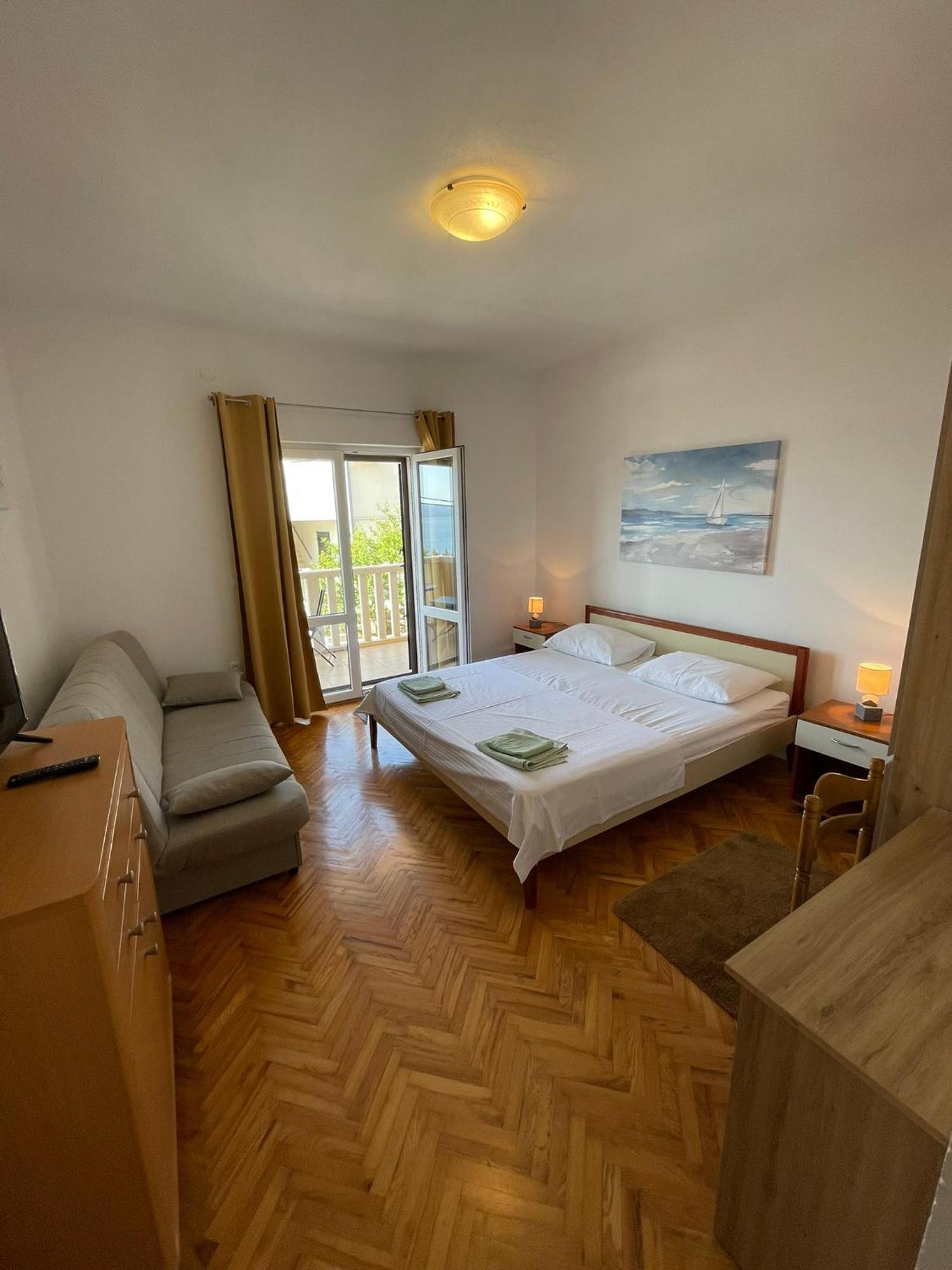 Apartments Niko 로크바 로고즈니차 외부 사진